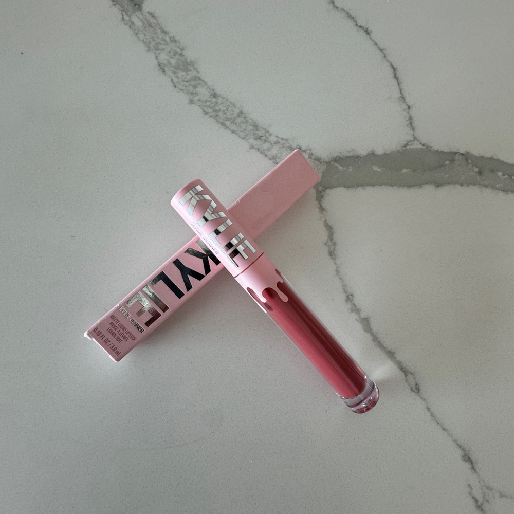 Kylie cosmetics matte liquid lipstick 💄 Almost Ready Matte